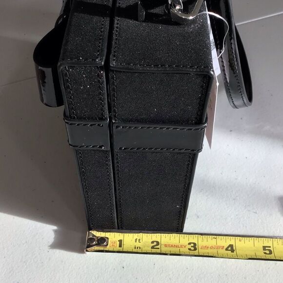 kate spade New York Black Other Wrapping Party Gift Box Crossbody Bag New - Picture 12 of 16